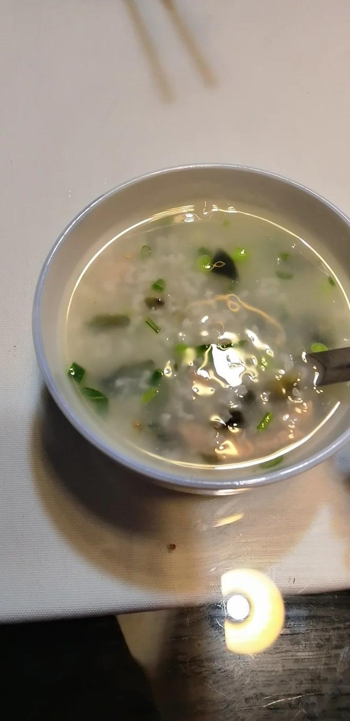 十五分钟快手之香滑皮蛋瘦肉粥(附五分钟电饭煲电压力锅更快捷方法)