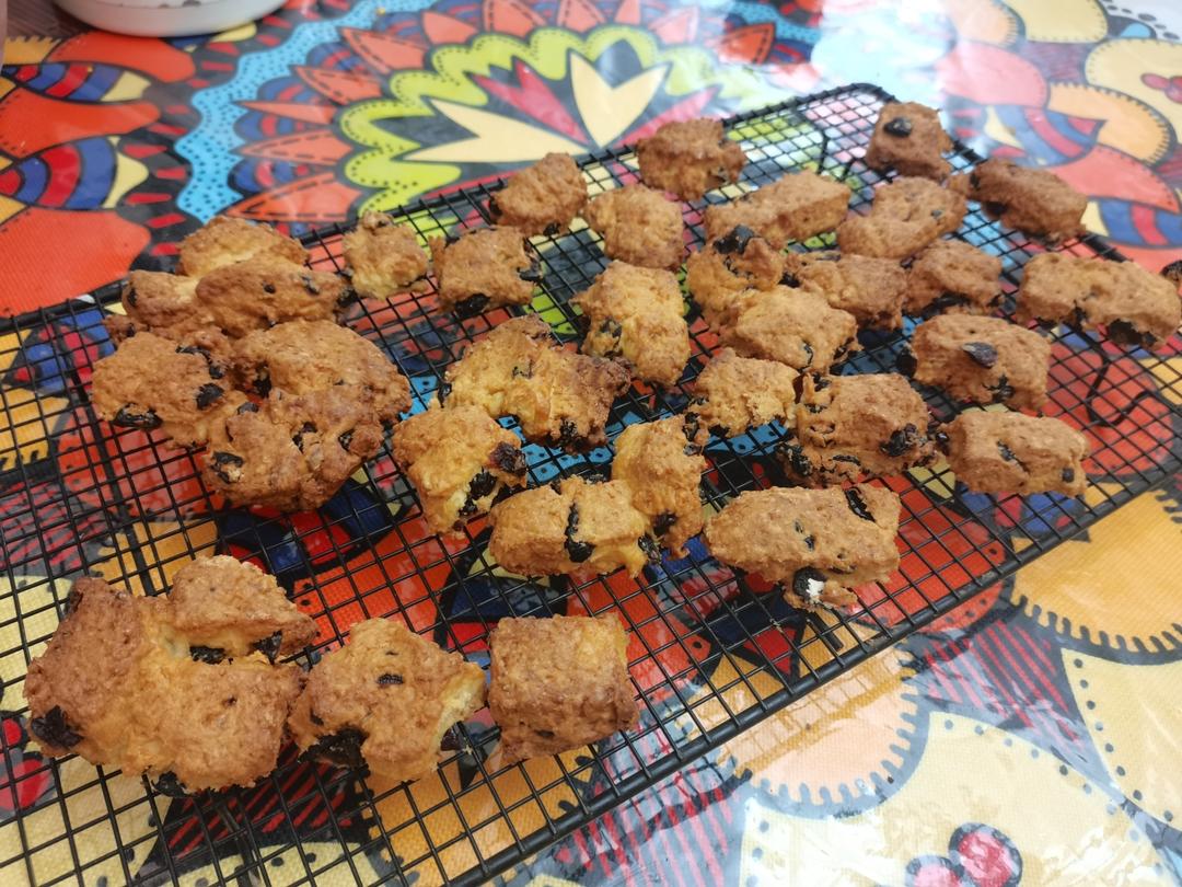消耗淡奶油的司康