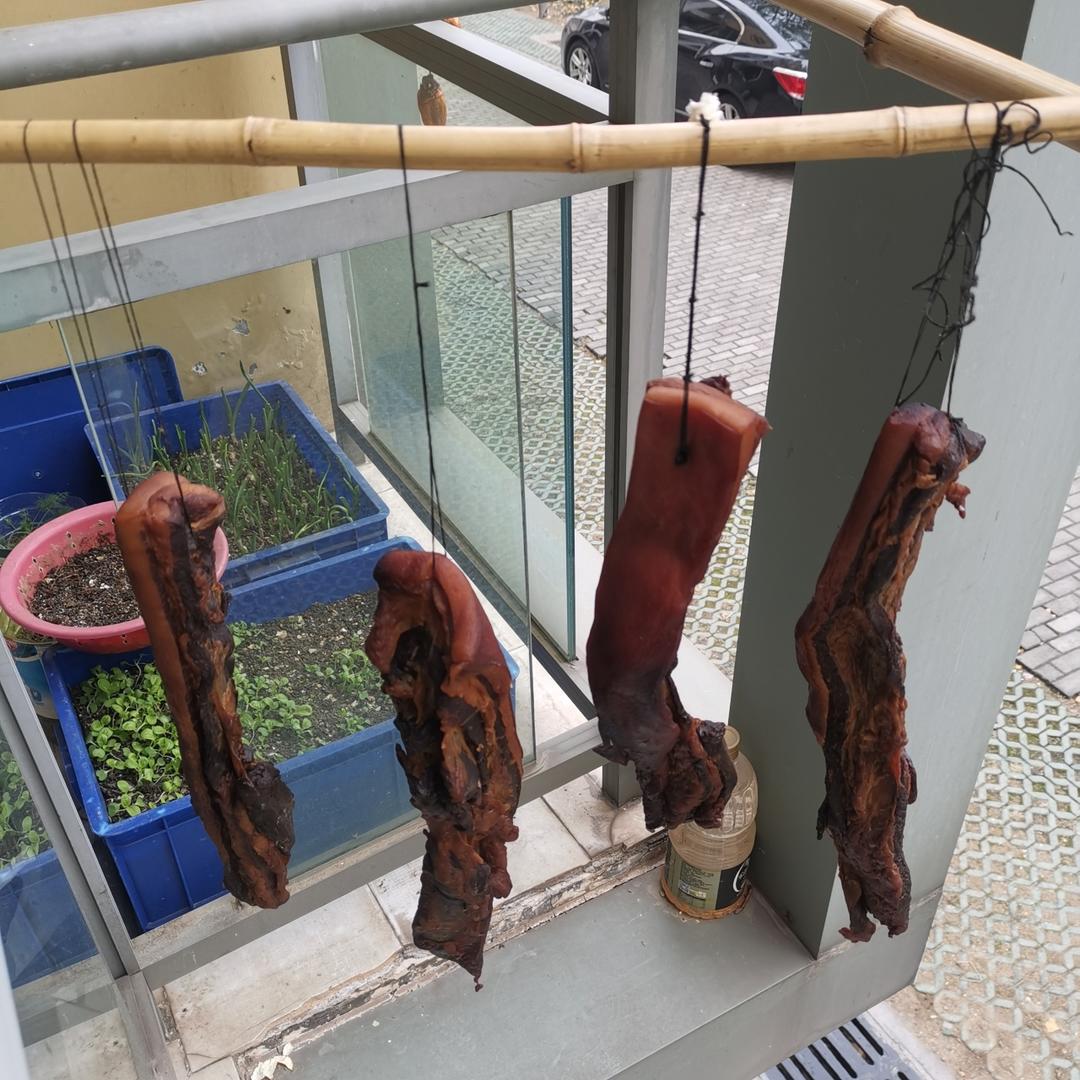 烟熏腊肉不【不惊动911的室内熏肉法】