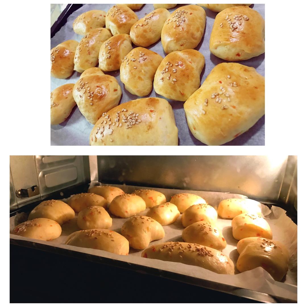 胡萝卜奶油小面包