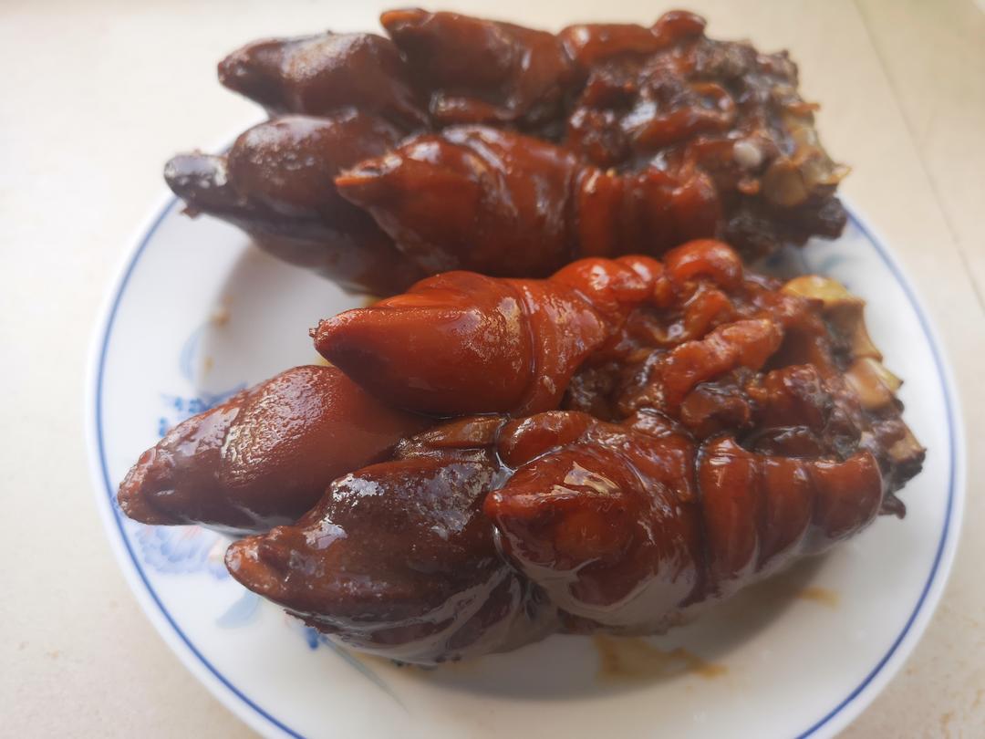 酱猪蹄的做法