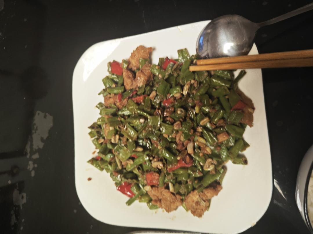肉沫豆角下饭菜