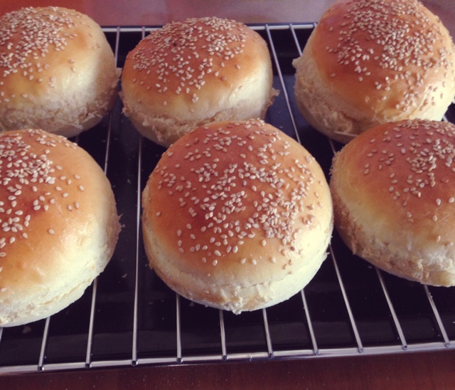 简单免揉——松软汉堡胚