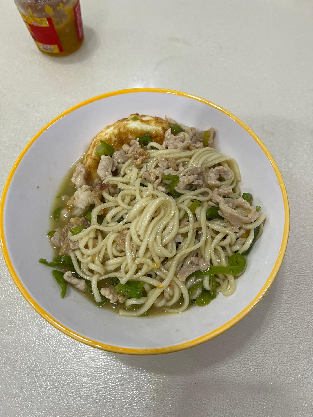 青椒肉丝拌面