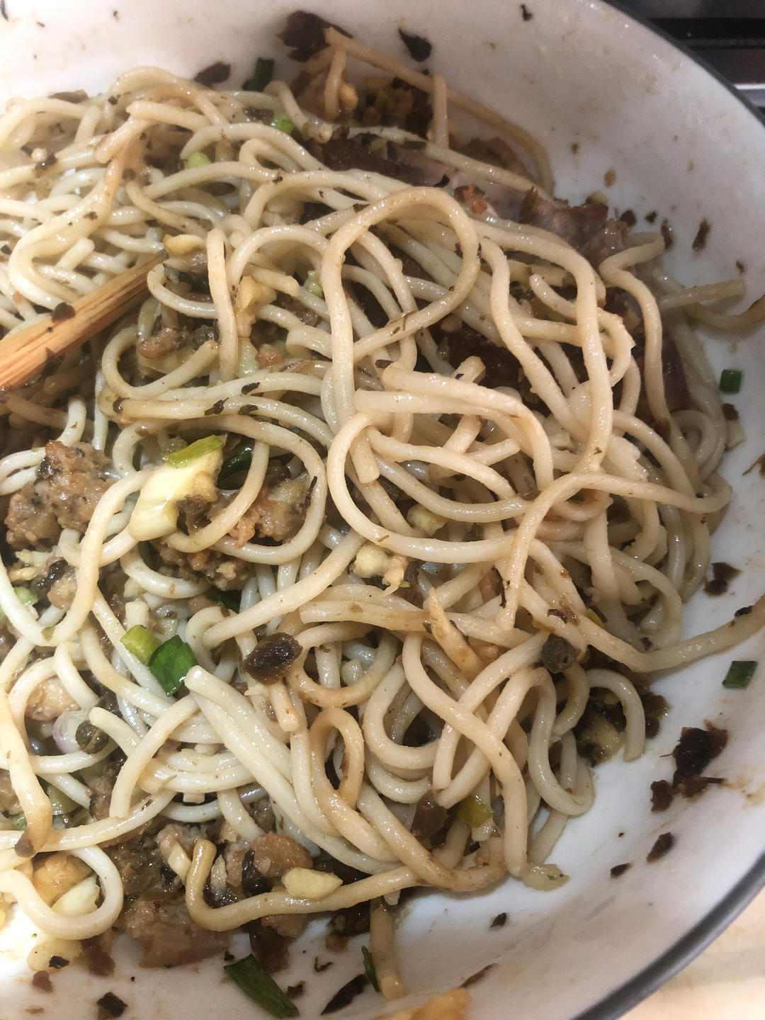 厨师长教你：四川“担担面”的家常做法，麻辣鲜香，爽滑劲道