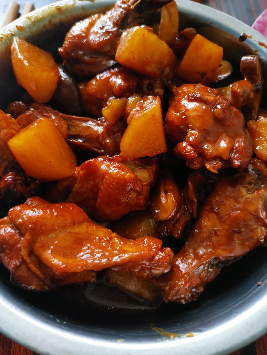 鸡翅根烧土豆好吃到爆