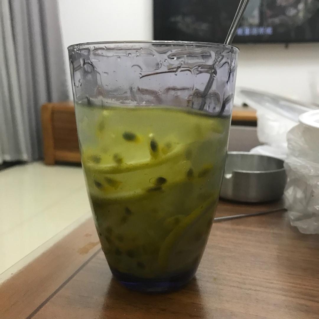 青柠/青桔百香果气泡水/夏日必备