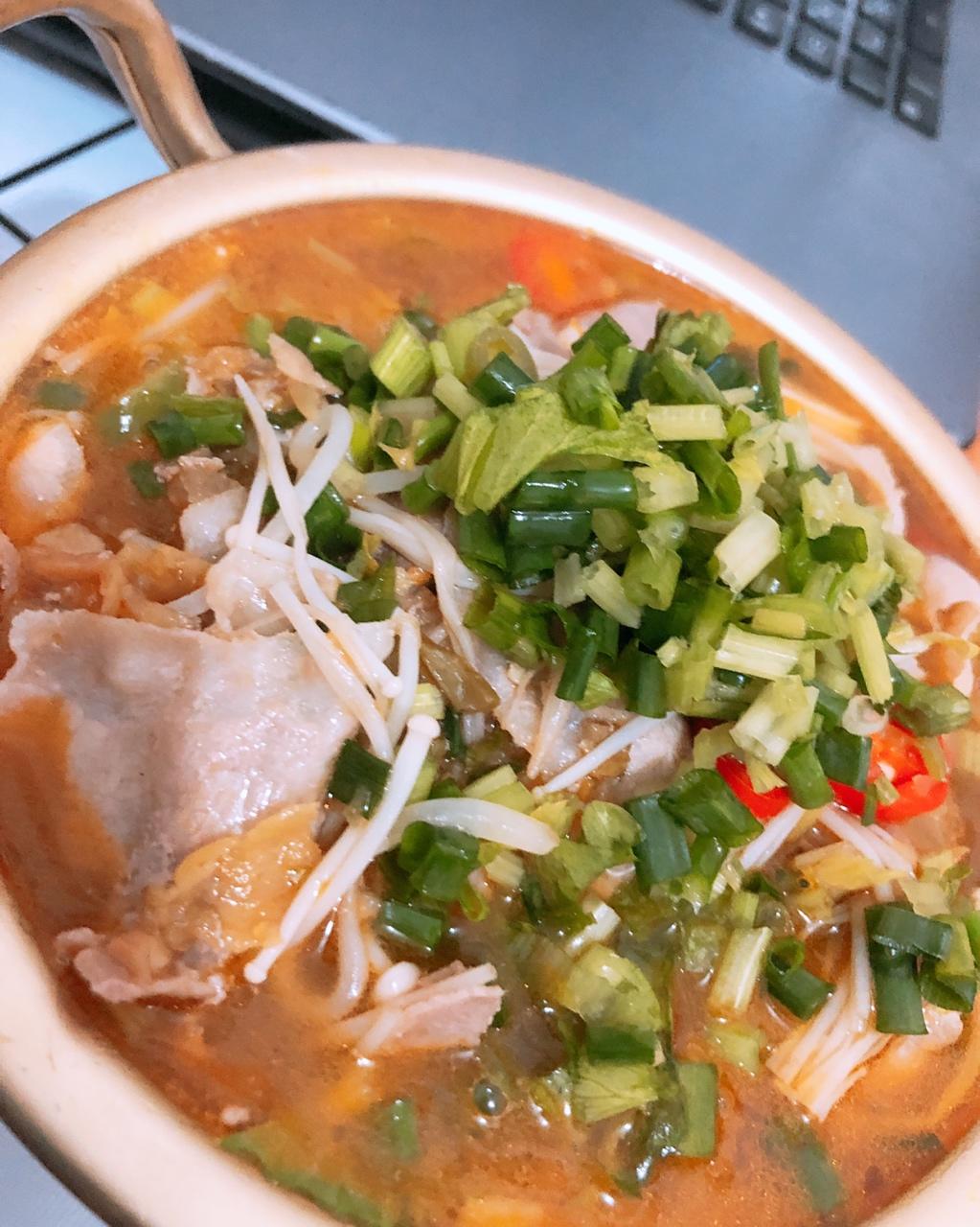 酸汤肥牛