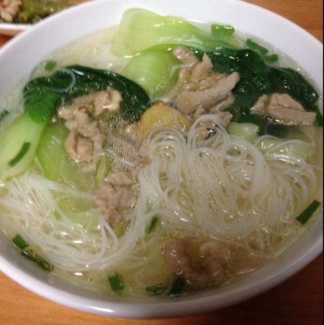 味噌姬松茸青菜汤米粉