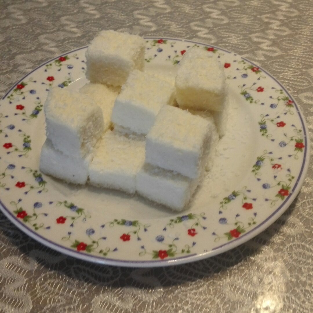椰蓉牛奶小方
