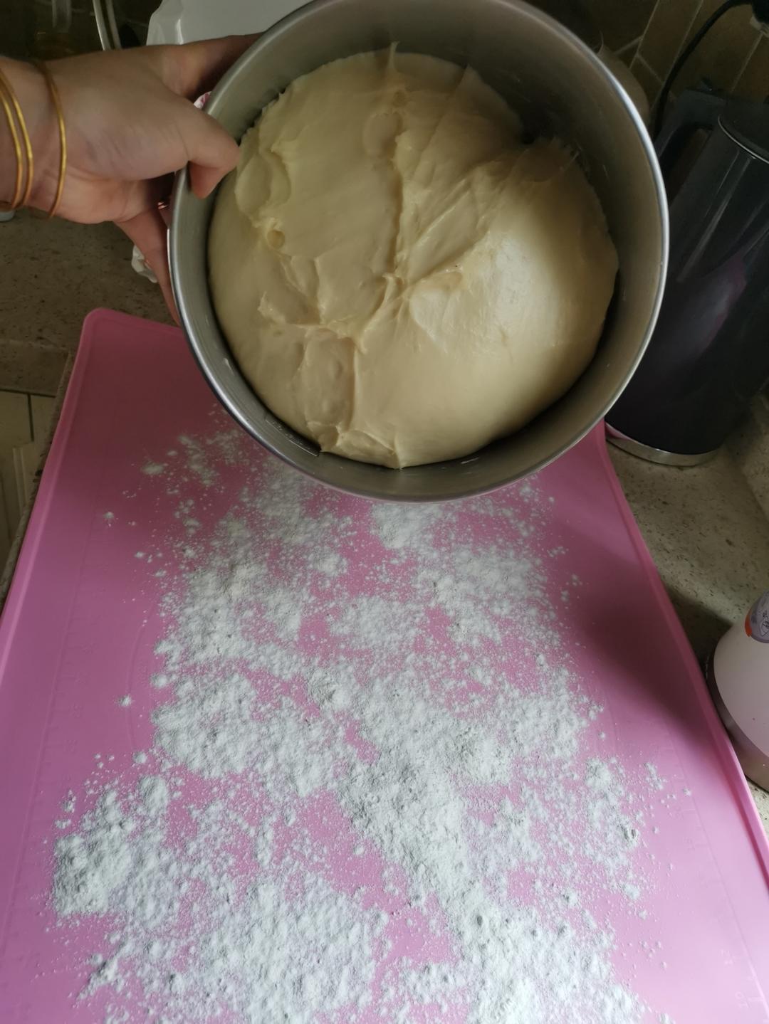 牛奶吐司升级椰蓉吐司