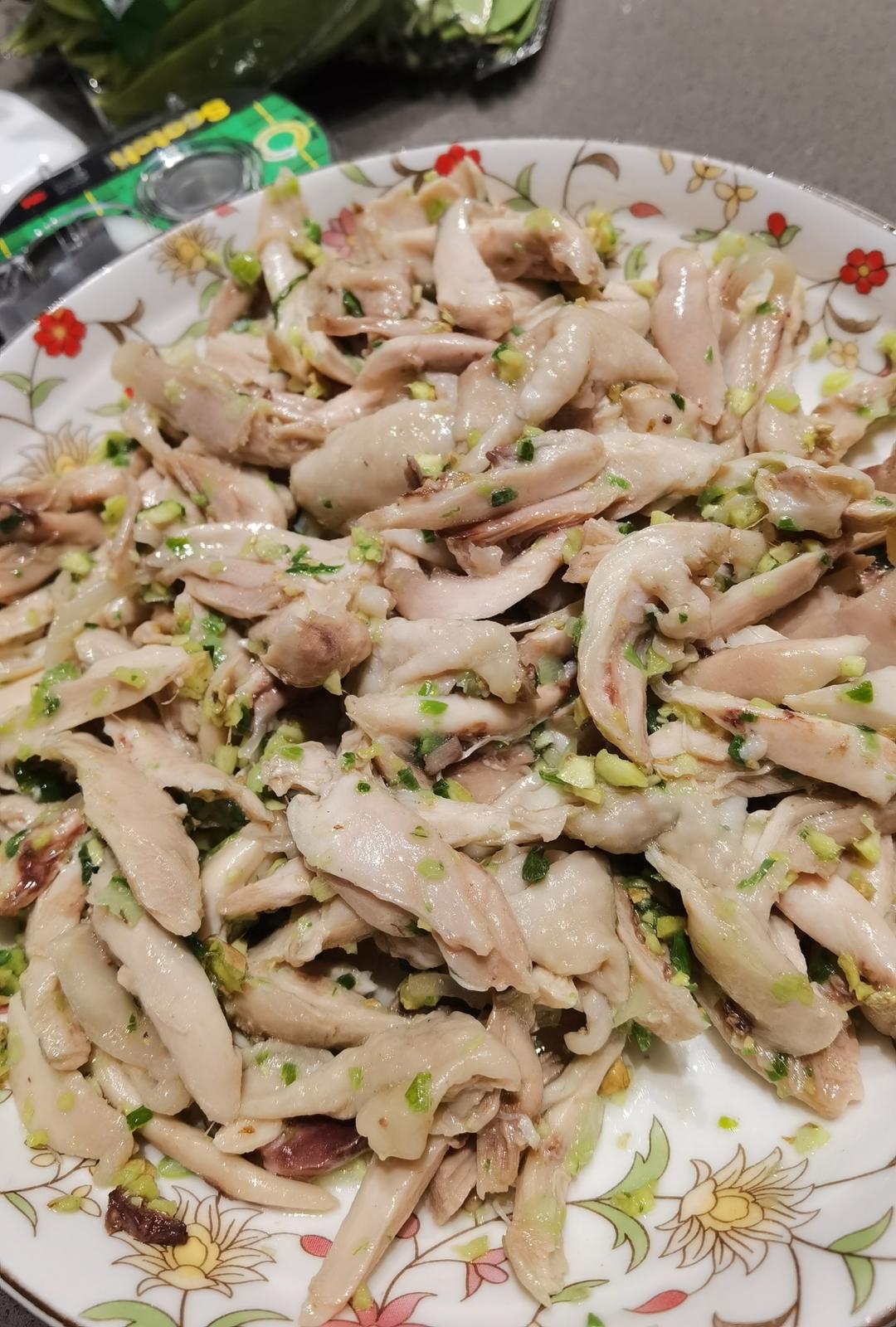 嫩滑葱油鸡腿