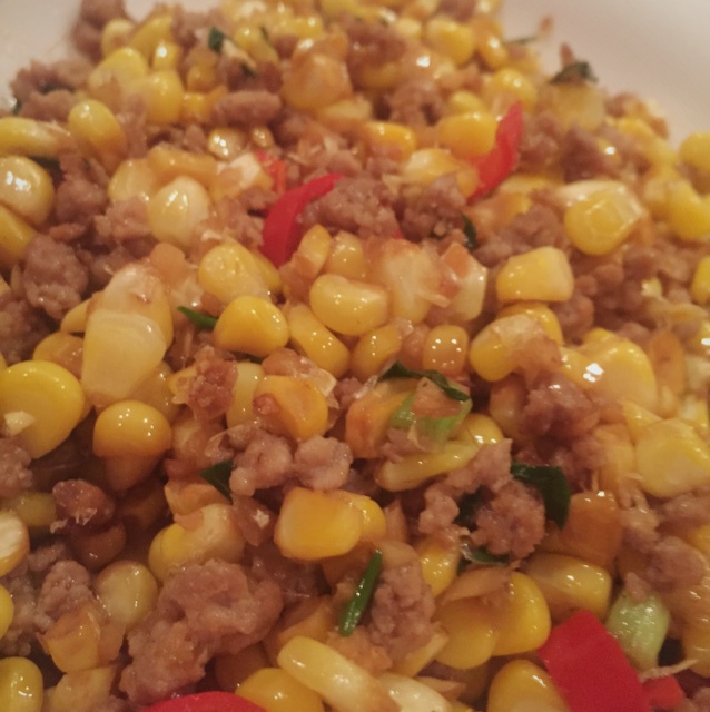 玉米粒炒肉末