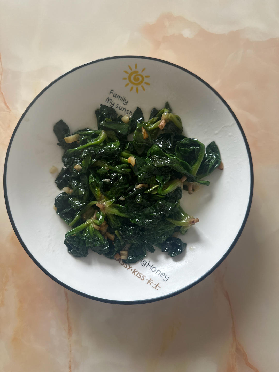 不涩口又嫩的清炒菠菜