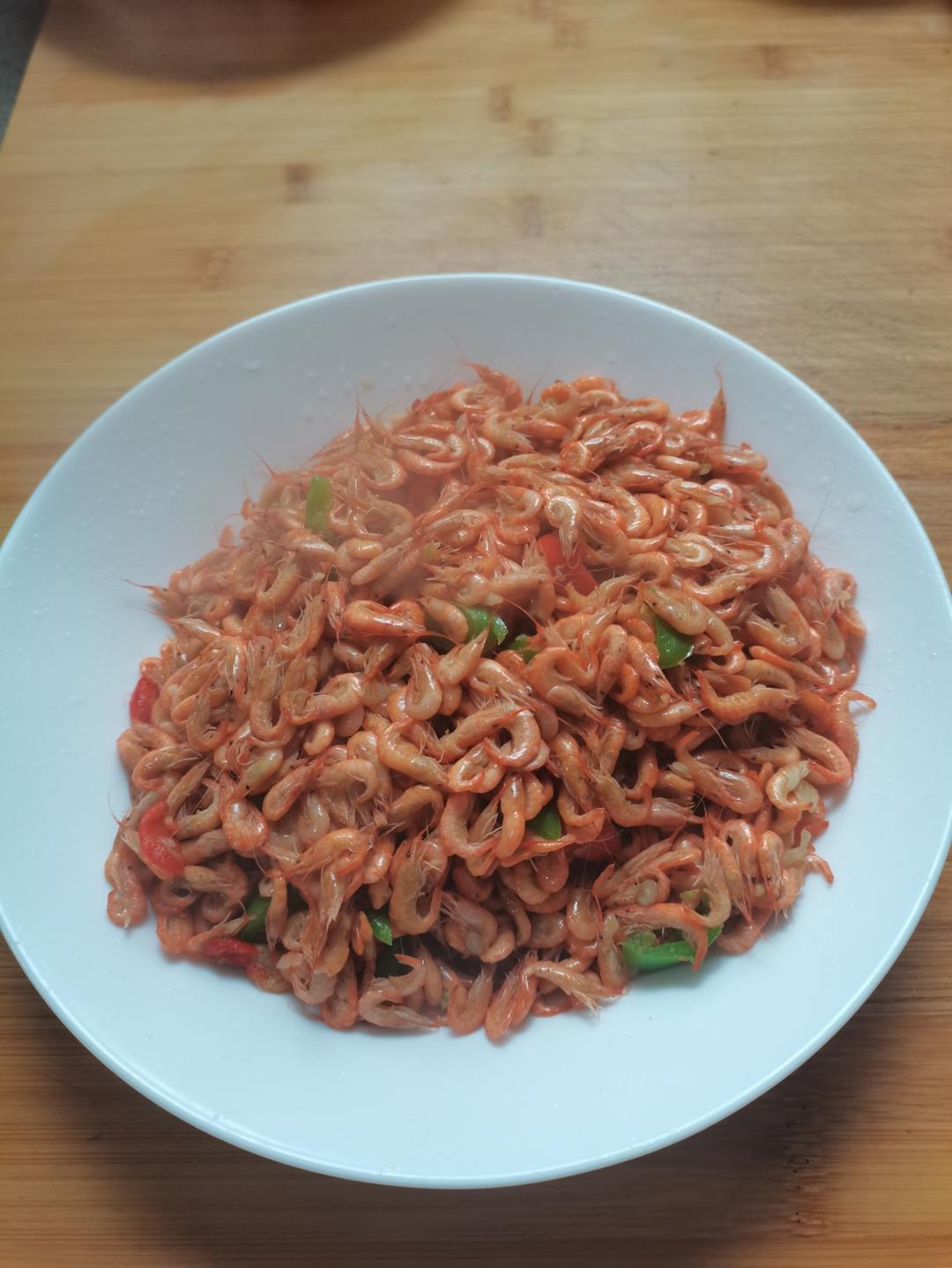韭菜炒河虾，鲜美极了！一定要试一次