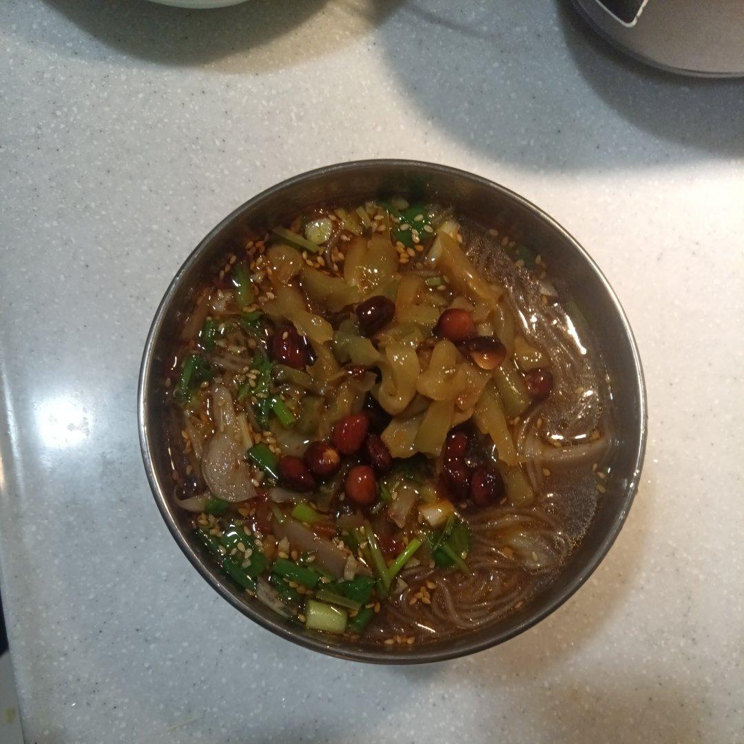 自制销魂酸辣粉丝❗️酸酸辣辣超级过瘾