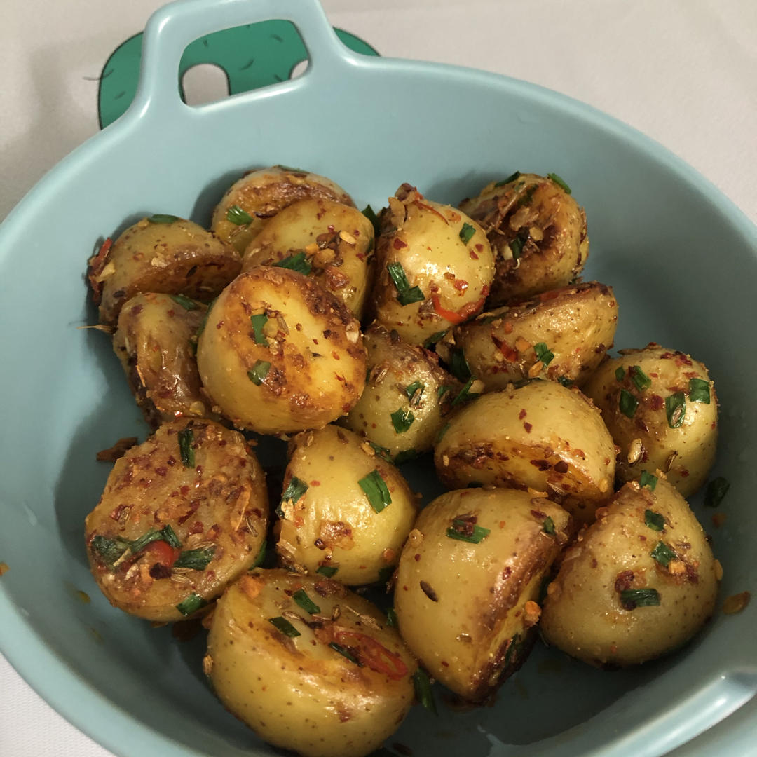 【小高姐】香辣土豆 浓郁调料包裹着的干甜小土豆