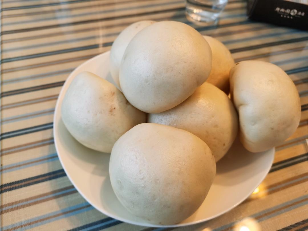百试百灵的松软有韧性包子皮做法