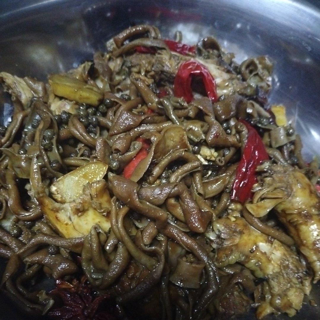 周黑鸭就是这个味儿~~卤鸭舌•鸭翅•鸭脖•鸭肠