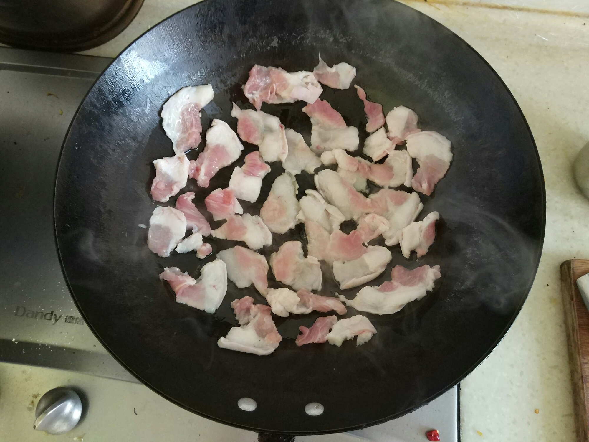 扁豆丝炒肉的做法 步骤2