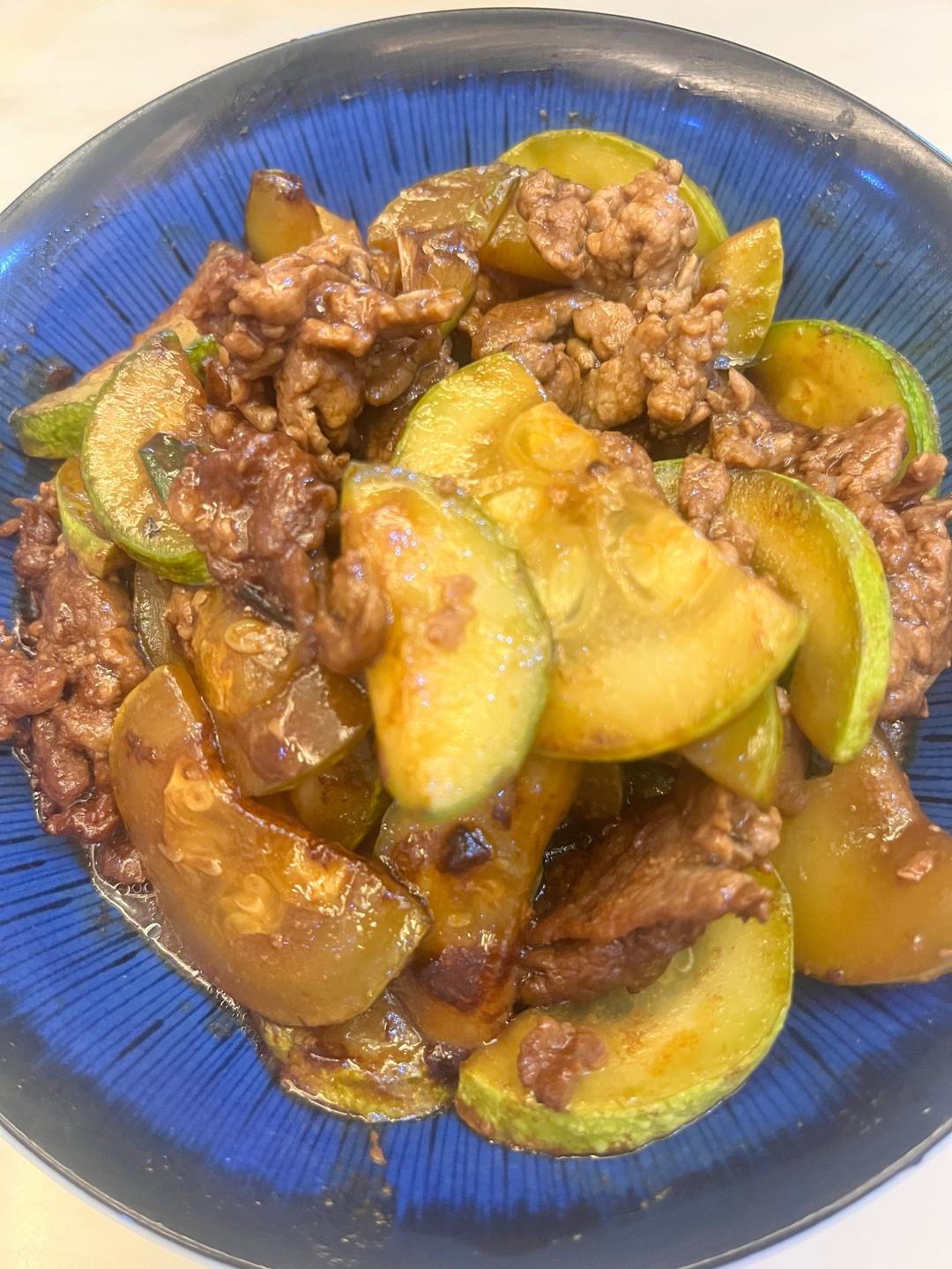 滑嫩多汁孜然爆牛肉