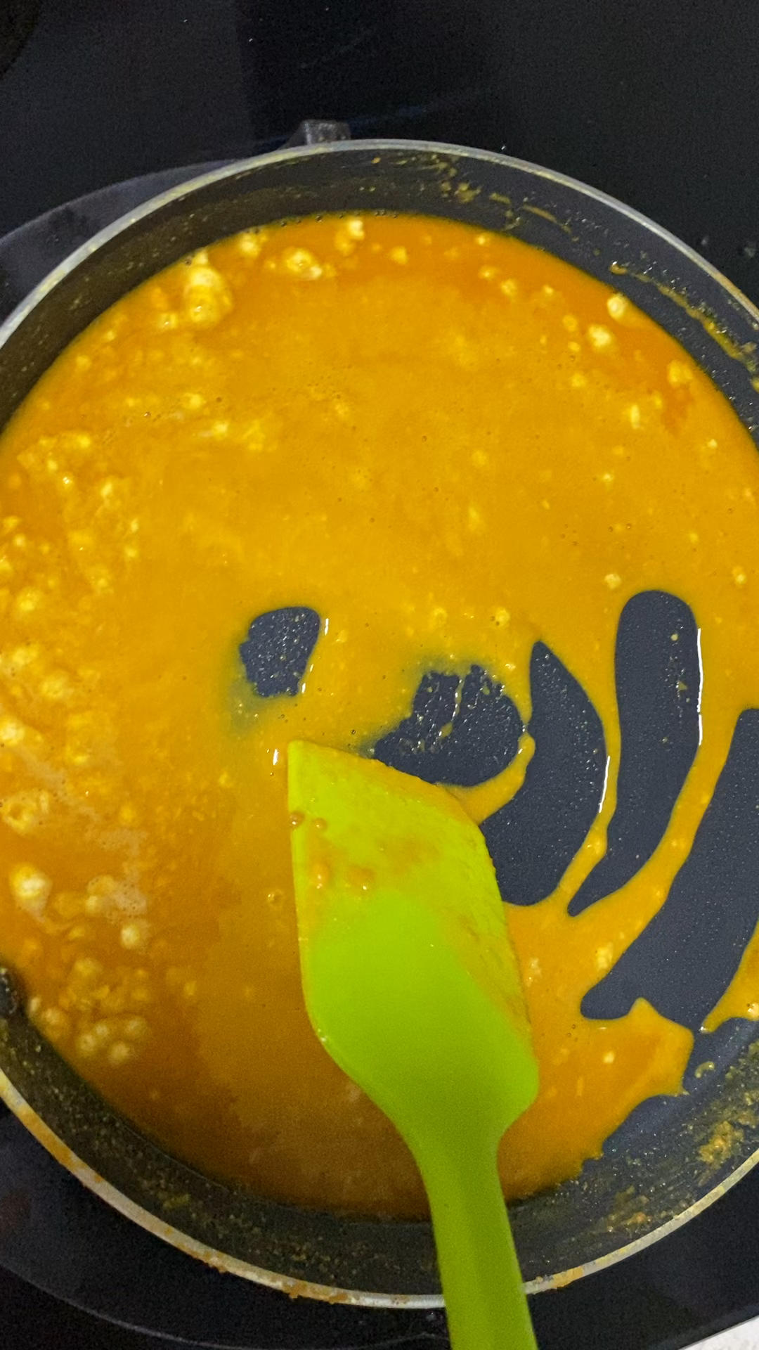 金沙奶黄流心月饼