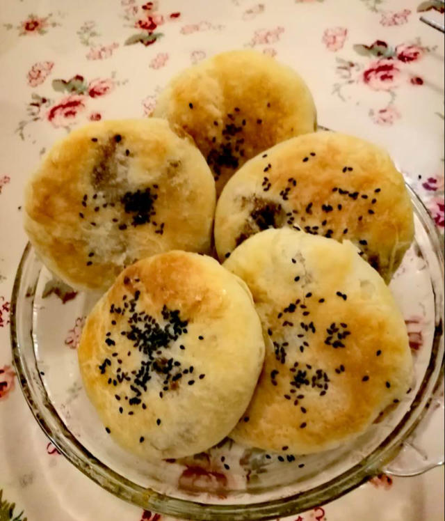 油酥肉火烧 Pork Pie