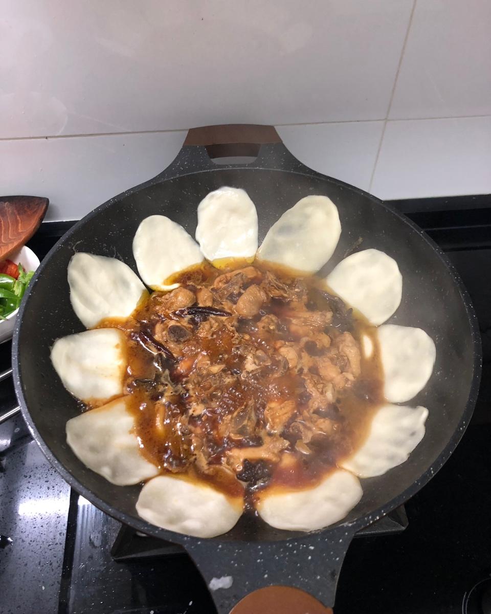 地锅鸡+自制红油【曼食慢语】