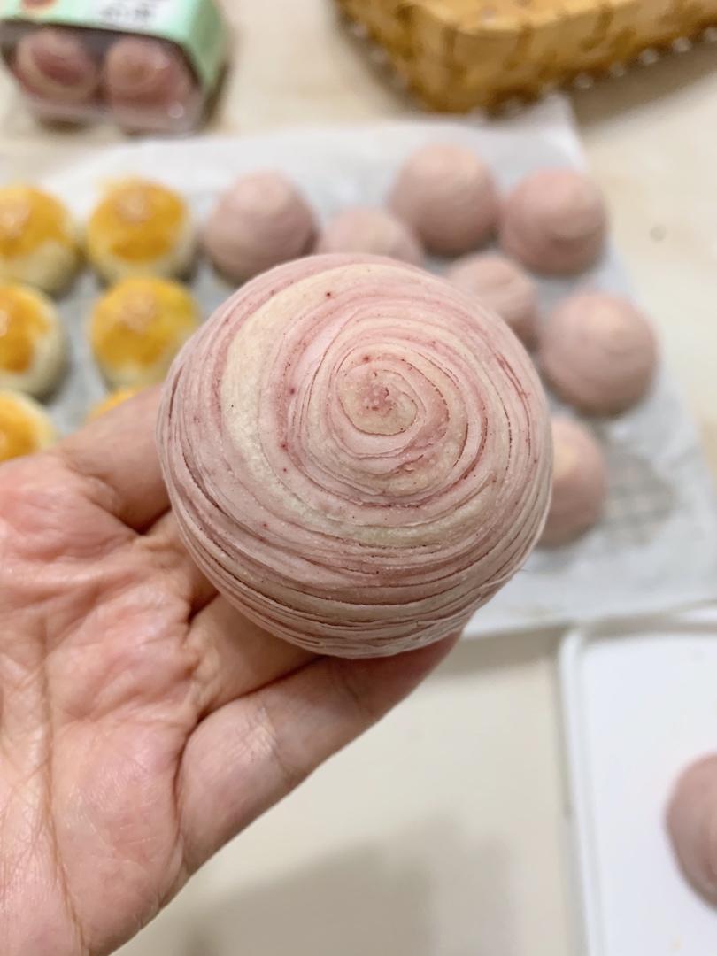 免揉免松弛超快手不破酥不混酥的蛋黄酥—新手一看包会