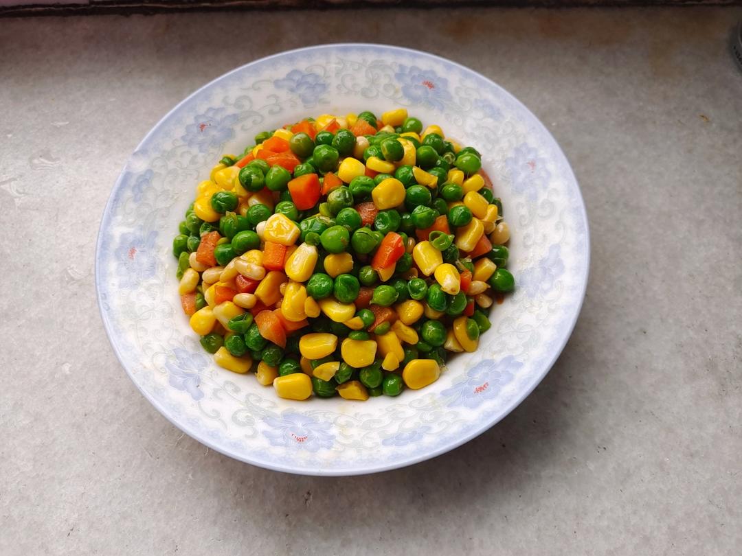 松仁玉米