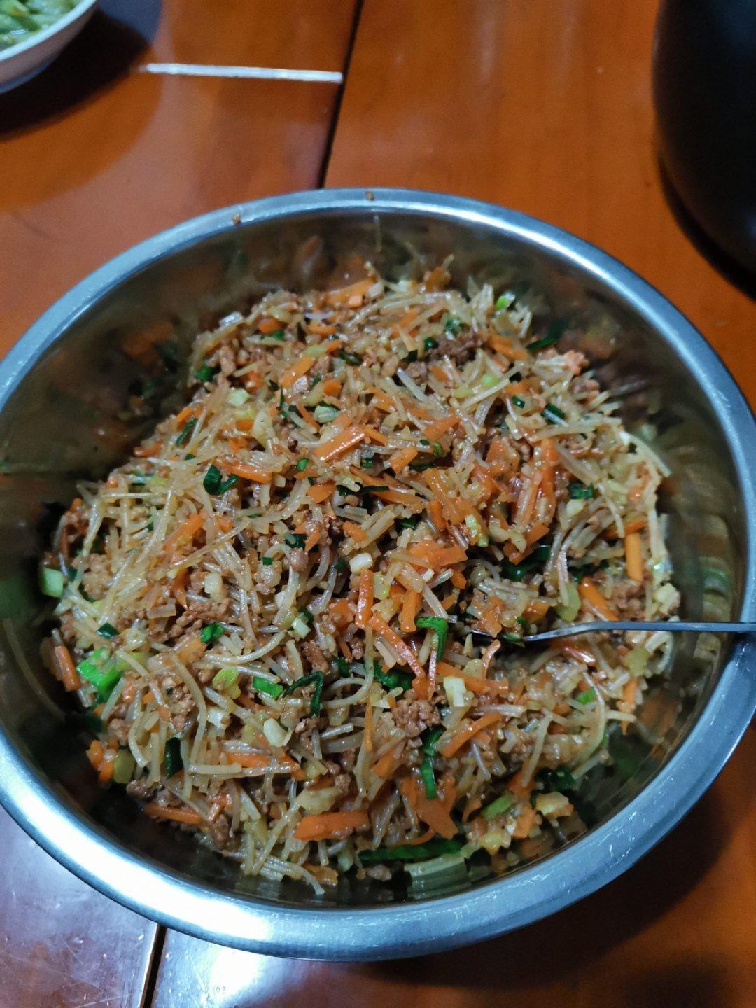 皮薄馅儿大的粉丝肉末包子（馅料做法）
