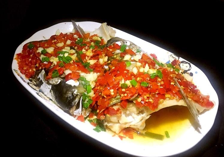 剁椒鱼头的做法