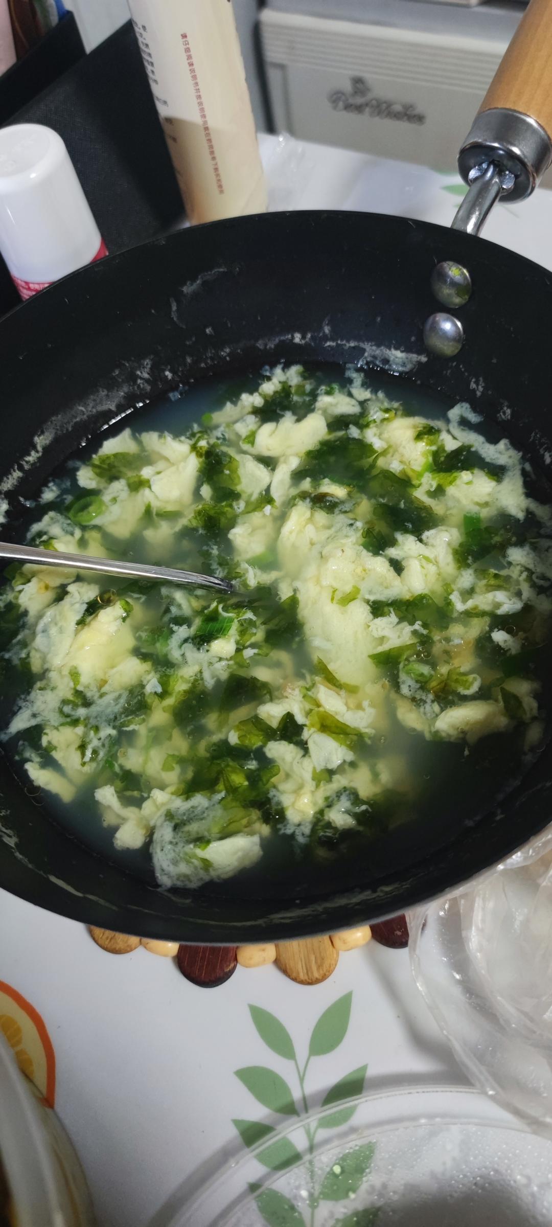 三分钟搞定的虾皮紫菜蛋花汤