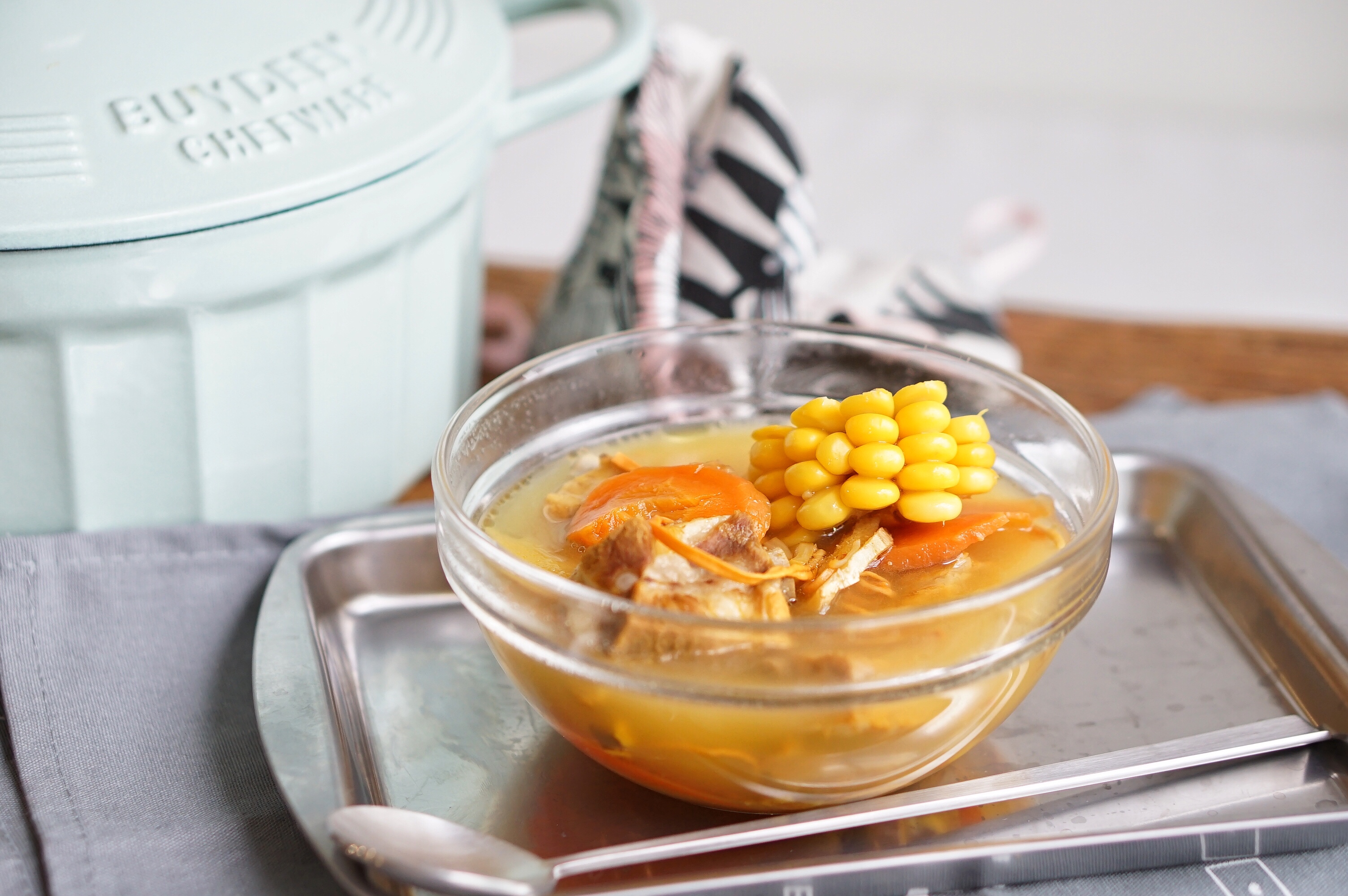 北鼎珐琅锅·虫草花玉米排骨汤的做法