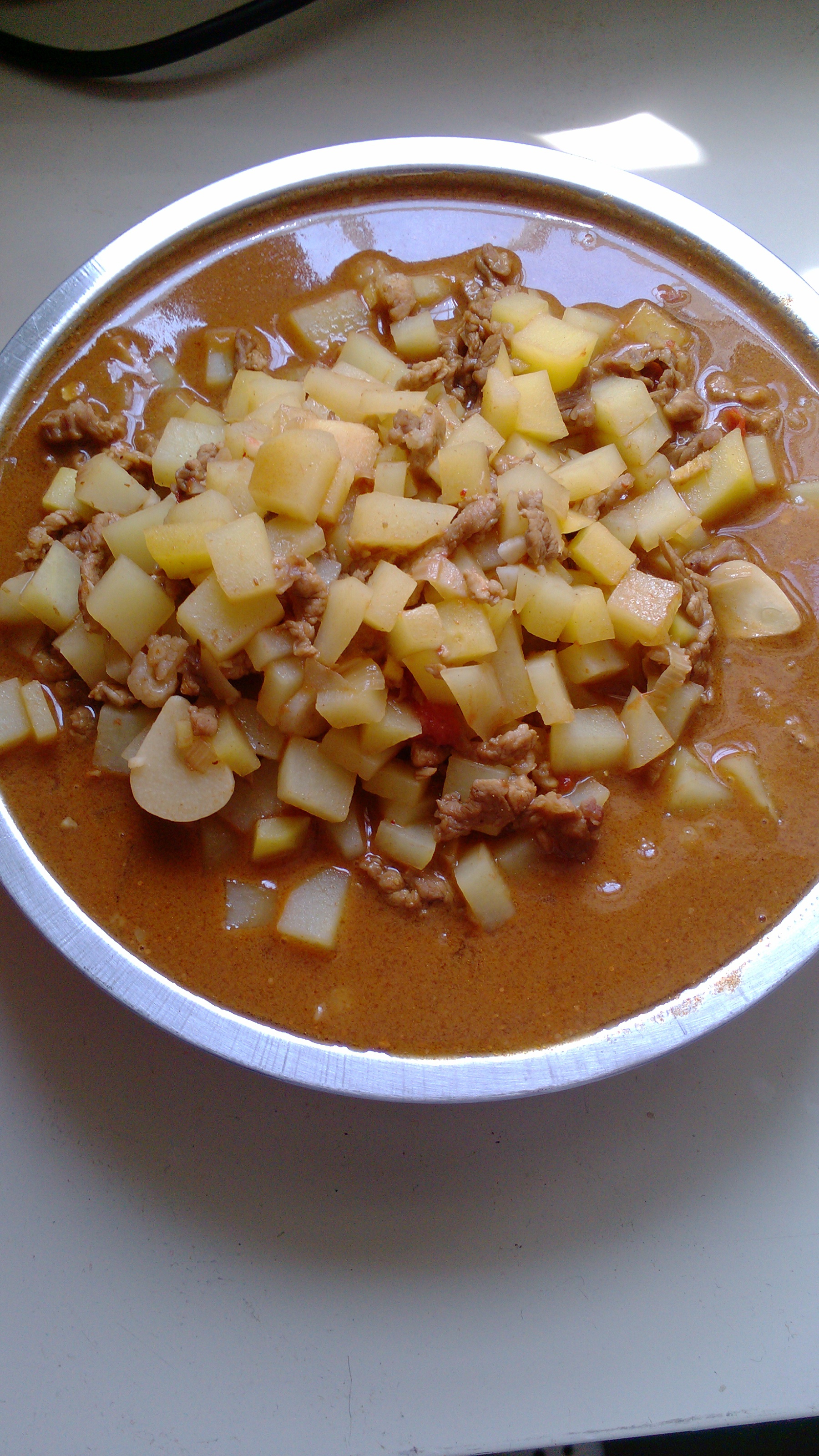 吉的堡少儿英语sandy做的土豆炸酱面