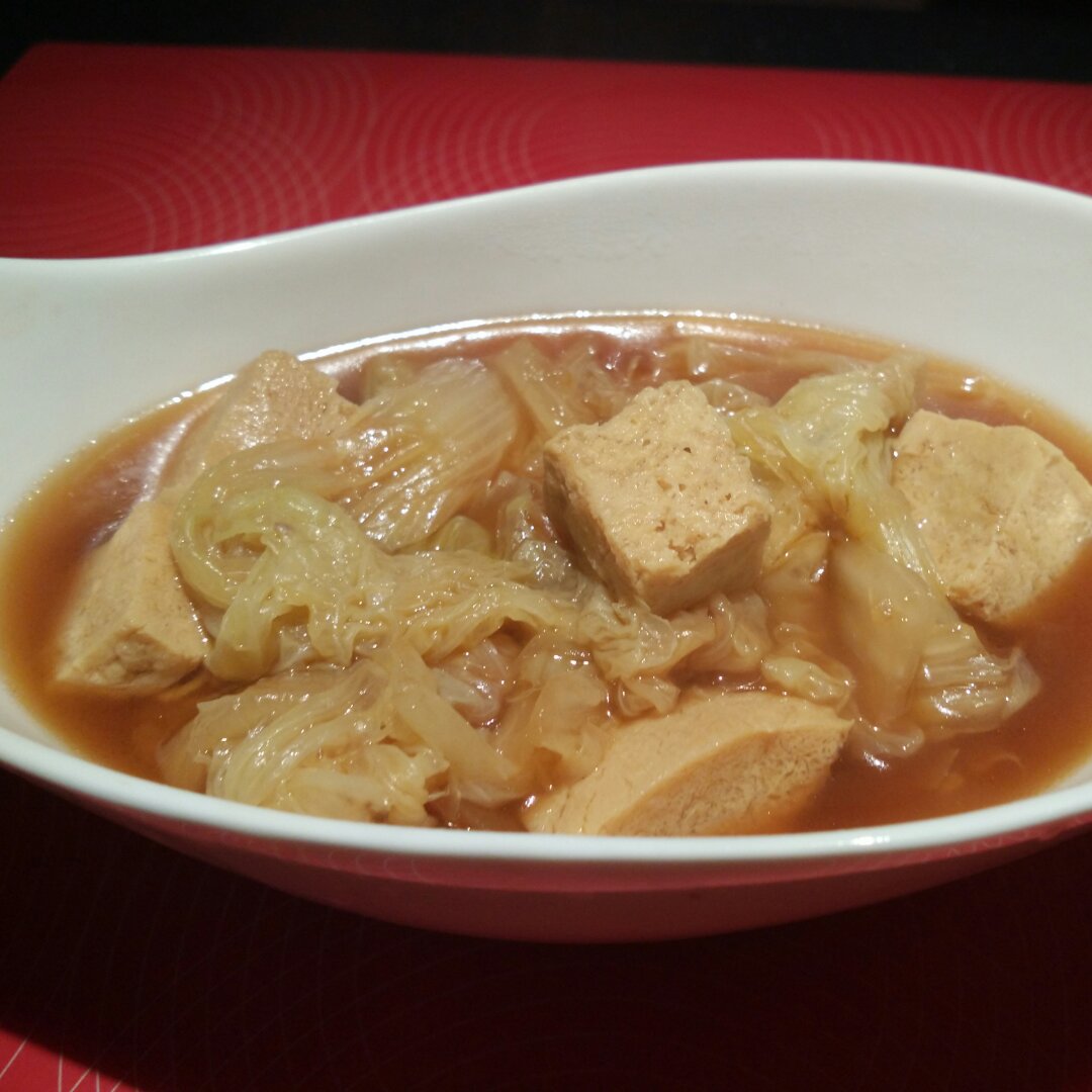 白菜炖冻豆腐