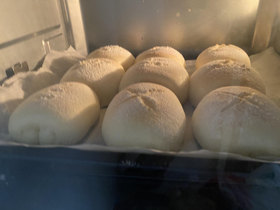 软妹子-软的不要不要的牛奶面包