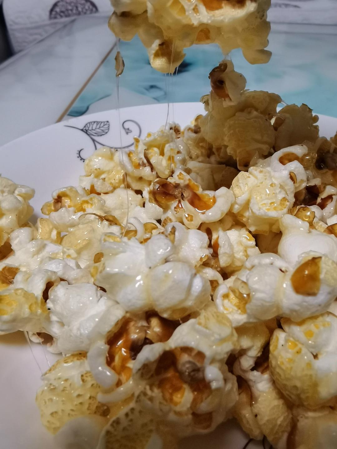 咸甜酥脆的焦糖海盐爆米花|可外出携带的小零食