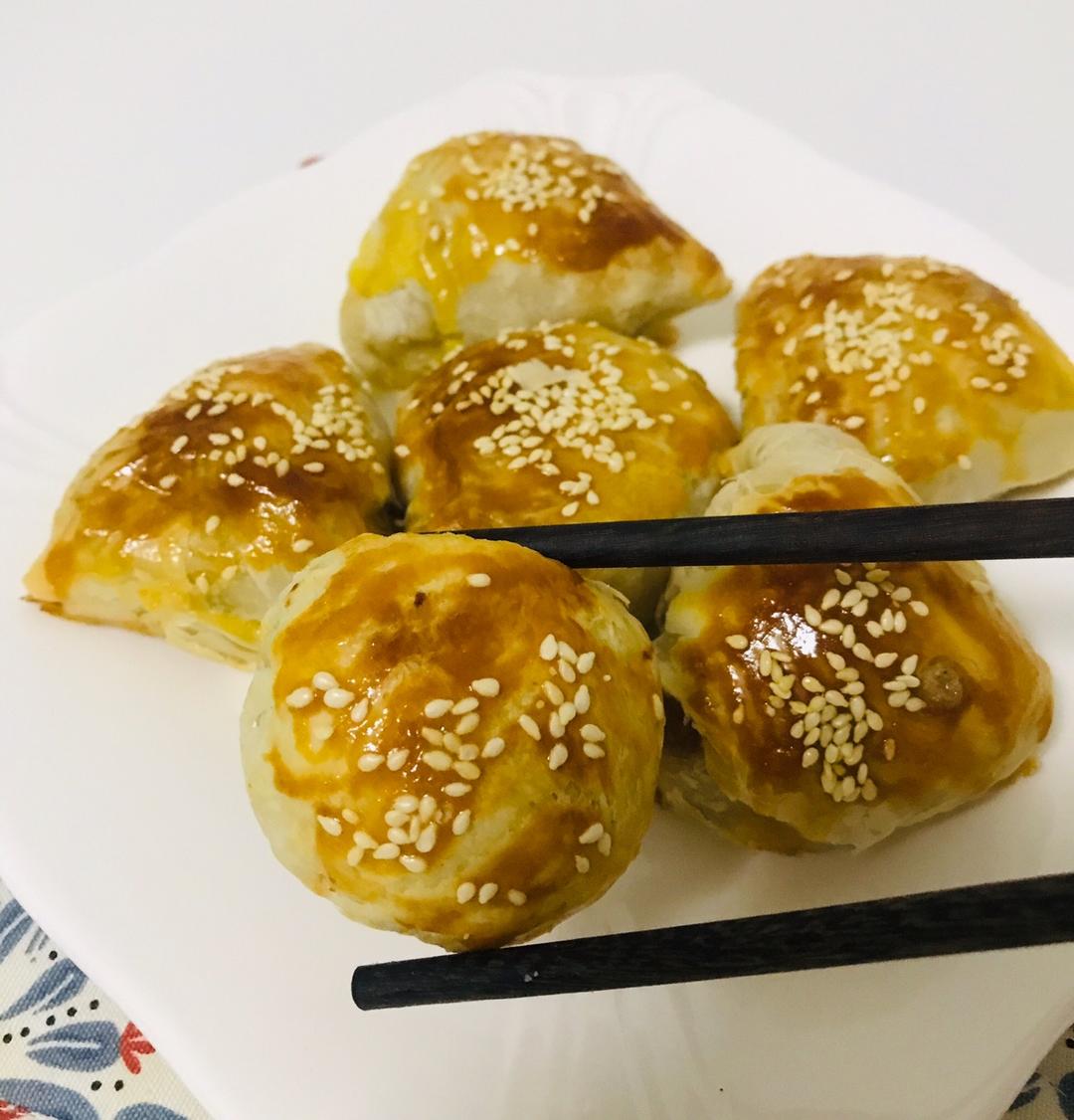 酥皮鲜肉月饼～酥的掉渣