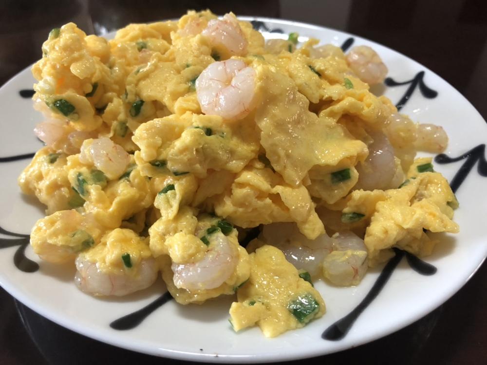 厨师长教你：“虾仁滑蛋”的家常做法，充满嫩滑饱满的口感