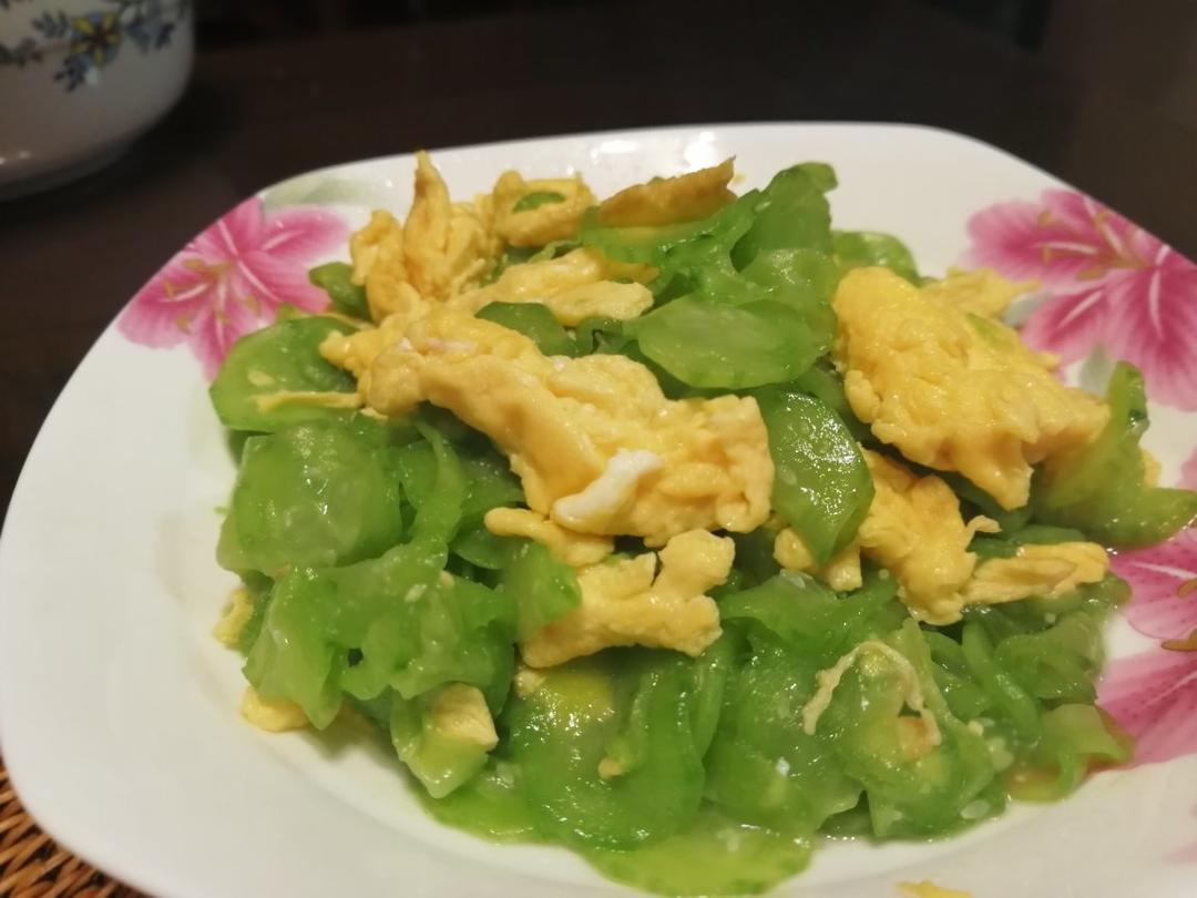 脆黄瓜炒鸡蛋～一菜登大堂