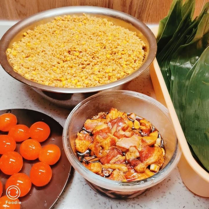 妈咪的♥️私房秘制咸蛋黄肉粽