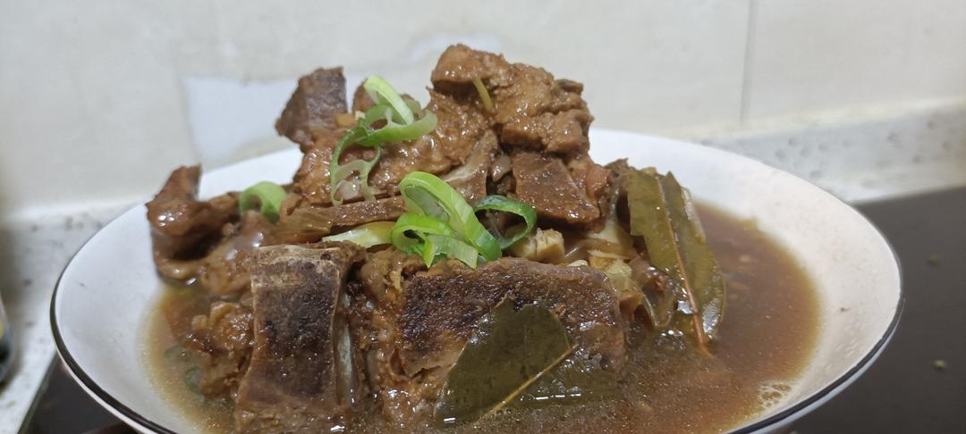 简单的砂锅炖骨头