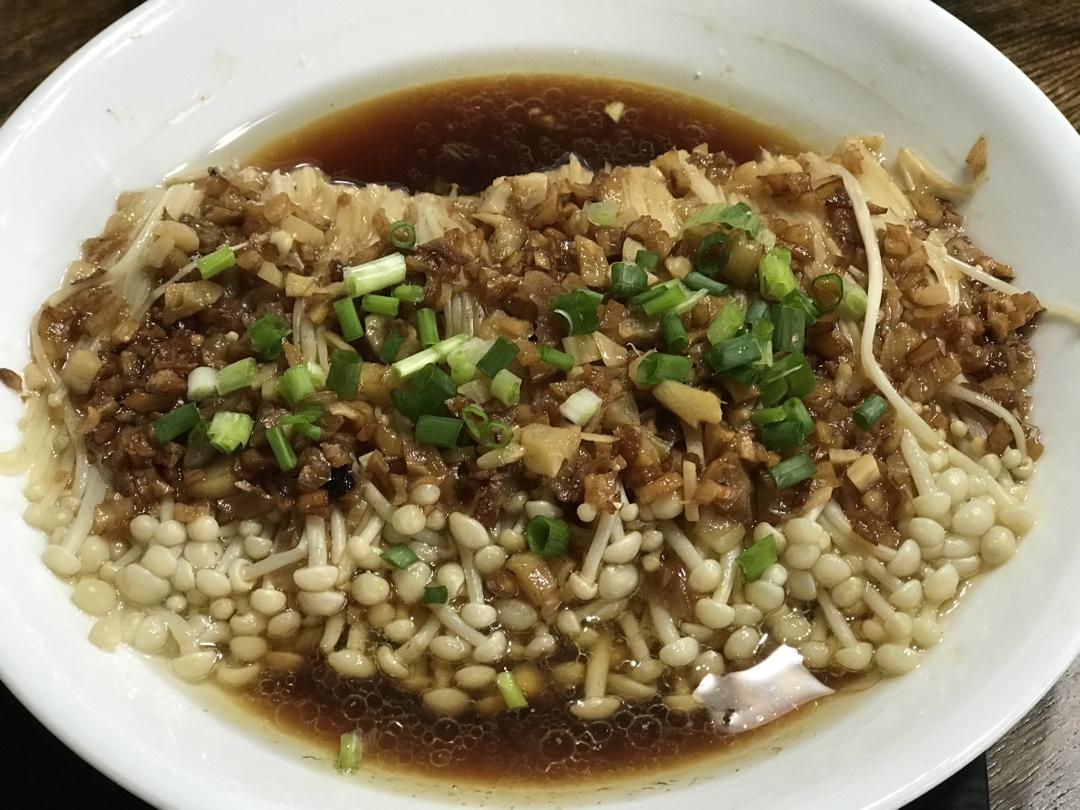 蒜蓉蒸金针菇