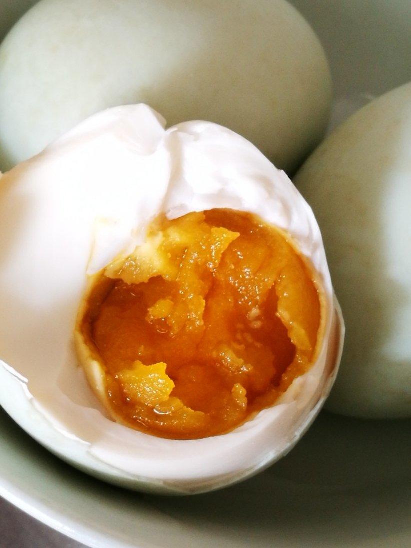 心语人生做的饱和盐水法自腌咸鸭蛋