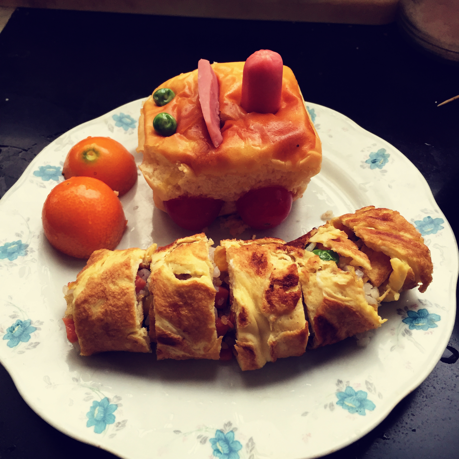 手机用户5427_ypc1做的挑食孩子的童趣营养早餐【韩式蛋卷饭】