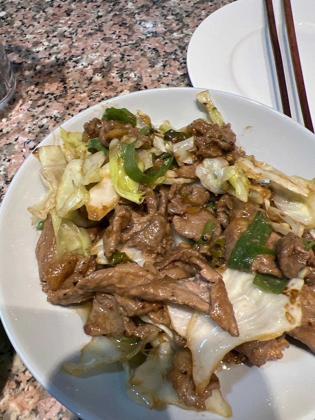 下饭神器又来了，试试这道白菜梗炒牛肉！！