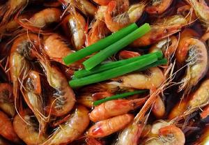 经典苏帮菜：红汤河虾的做法 步骤11