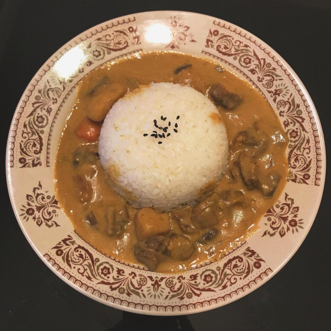 咖喱牛腩