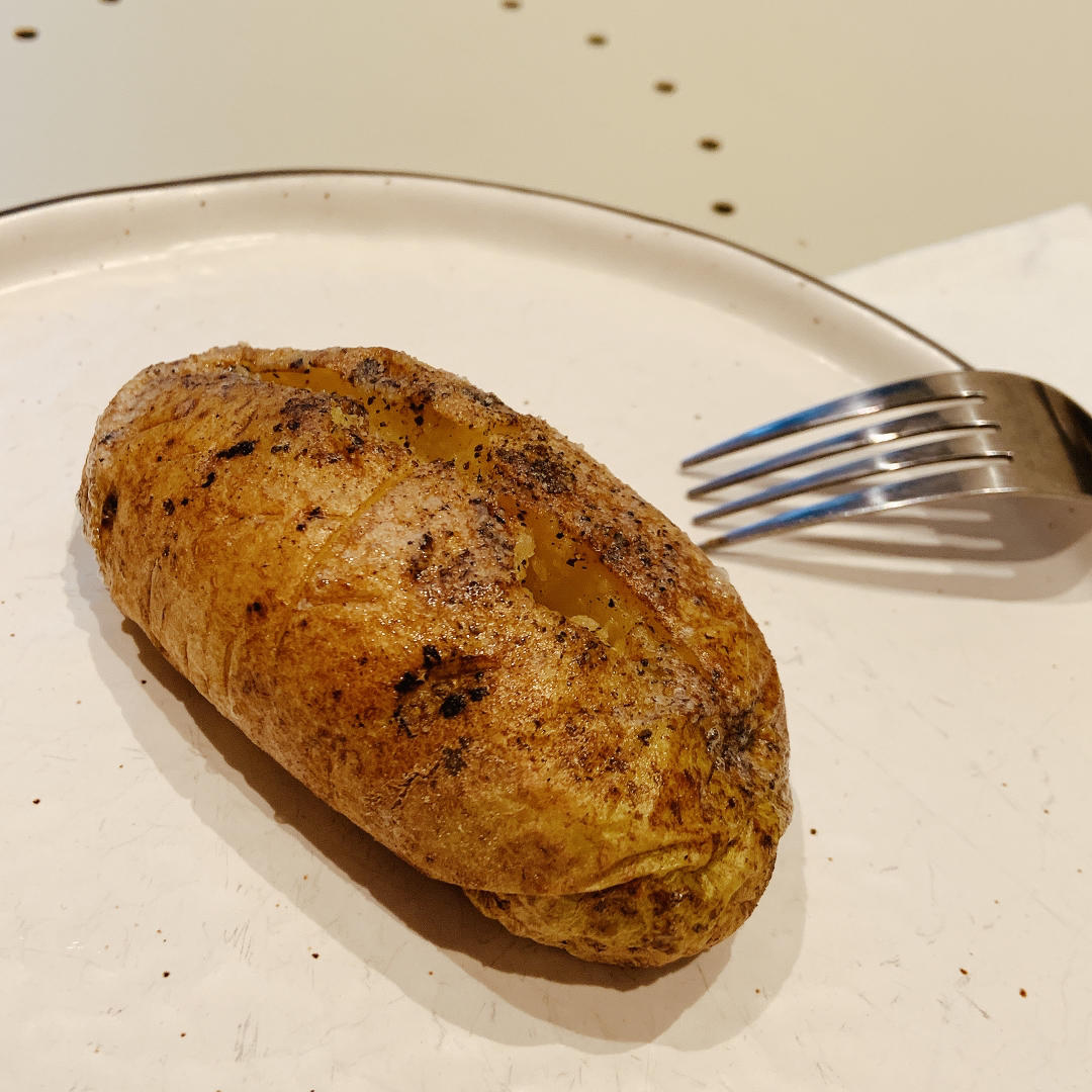 科达·布莱克的超快手烤土豆（微波炉/烤箱）